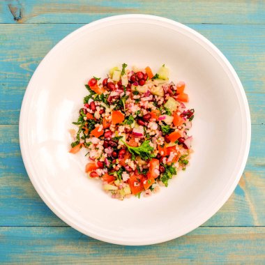 Lübnan Usulü Vejetaryen Tabbouleh Salatası