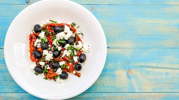 Geleneksel Sağlıklı Yunan Tarzı Salata — Stok fotoğraf