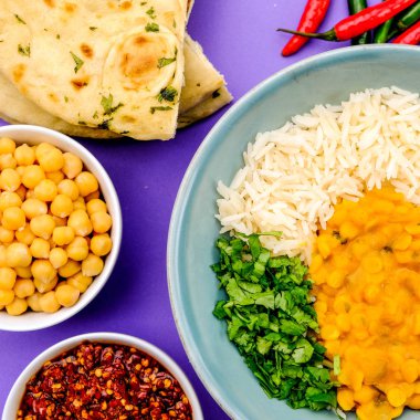 Hint Usulü Vejetaryen Mercimek Likör Pilav