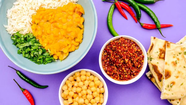 Hint Usulü Vejetaryen Mercimek Likör Pilav