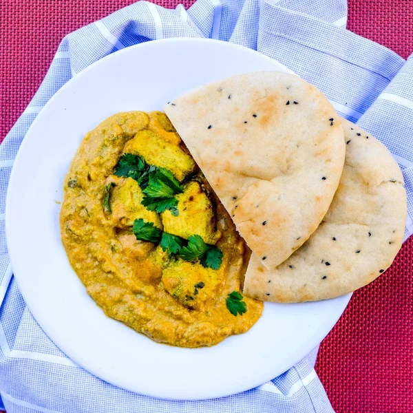 Traditional Indian Chicken Korma Curry Meal — Stock Photo, Image