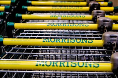 Londra İngiltere, 27 Eylül 2020, Morrisons Süpermarket Alışveriş Tramvayı İnsansız