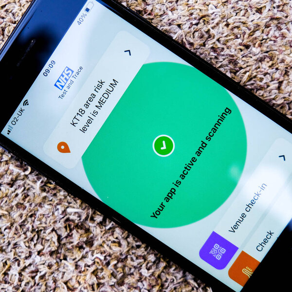 Лондон, Великобритания, 30 сентября 2020 года, NHS Trak и Trace Covid-19 Application