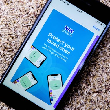 Londra İngiltere, 30 Eylül 2020, NHS Track ve Trace Covid-19 Akıllı Telefon Uygulaması