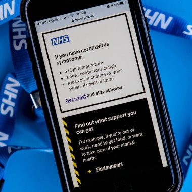 Londra İngiltere 14 Ekim 2020, Birleşik Krallık NHS İzleme ve Takip Cep Telefonu Uygulaması İnsanları COVID-19 'a Uyarmak İçin