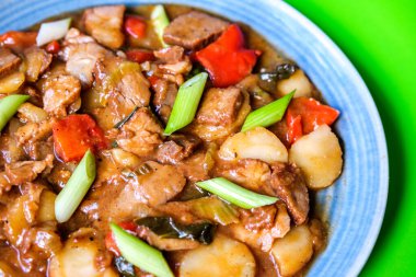 Londra İngiltere, Eylül 08 2025, Çin usulü Pork Char Siu Hoisin ve Sebzeli Zencefil Sosu