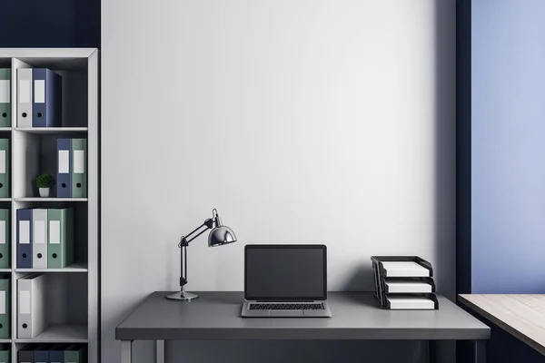 Närbild Moderna Arbetsplatser Med Tomma Laptop Och Kopia Utrymme Väggen — Stockfoto