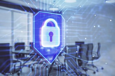 Konferans odası arka planında kilit simgesi hologramının çift pozlaması. Siber güvenlik kavramı