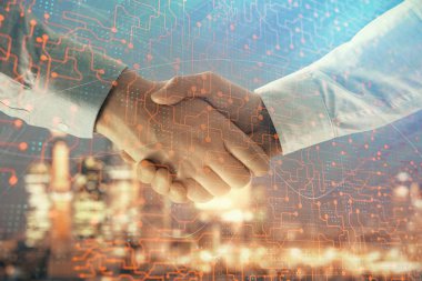 İki işadamı el sıkışması ile Cityscape arka planda çizim soyut teknoloji çift pozlama. İş içinde teknoloji rolü kavramı