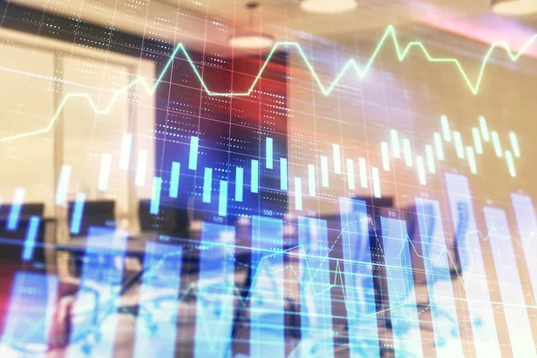 Konferans odası arka planda Forex çizelgesine çift pozlama. Hisse senedi piyasası analizi konsepti