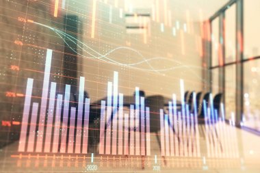 Konferans odası arka planda hisse senedi piyasası grafik Multi pozlama. Finansal analiz konsepti
