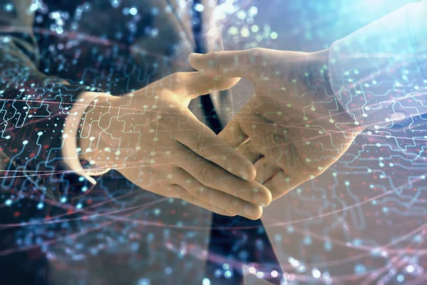 İki erkek el sıkışma ile soyut arka plan üzerinde teknoloji çizim çift pozlama. Modern iş dünyasında teknoloji kavramı