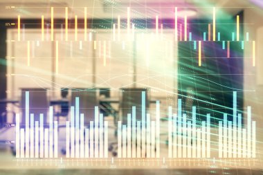 Konferans odası arka planda Forex çizelgesine çift pozlama. Hisse senedi piyasası analizi konsepti