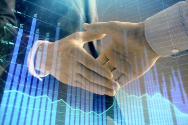 İki işadamı el sıkışması ile soyut arka planda Forex grafik Multi pozlama. Hisse senedi piyasasında başarı kavramı