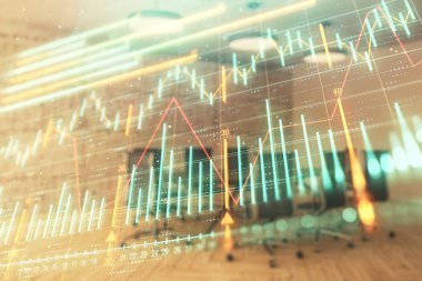 Konferans odası arka planda hisse senedi piyasası grafik Multi pozlama. Finansal analiz konsepti