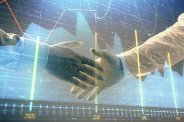 İki işadamı el sıkışması ile soyut arka planda Forex grafik Multi pozlama. Hisse senedi piyasasında başarı kavramı