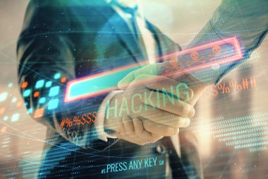 İki kişi el sıkışma ile şehir görünümü arka plan dijital suç tema hologram Çoklu pozlama. Menkul kıymetleştirme kavramı