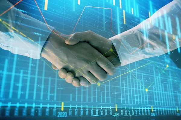 2人のビジネスマンの握手で抽象的な背景に外国為替グラフのマルチ露出。株式市場での成功の概念 — ストック写真