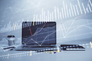 Masaüstü Ofis bilgisayar arka plan ile Forex grafik hologram. Çift pozlama. Finansal analiz konsepti.