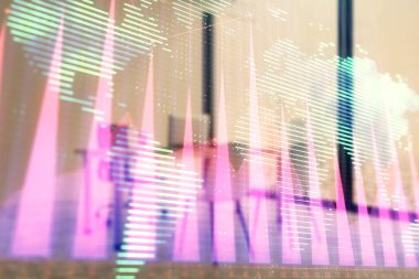 Harita ve minimalist kabine iç arka plan ile Forex grafik hologram. Çifte pozlama. Uluslararası iş kavramı.
