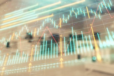 Ticaret masası banka ofisi iç arka planda stok piyasa şeması. Çift pozlama. Finansal analiz konsepti