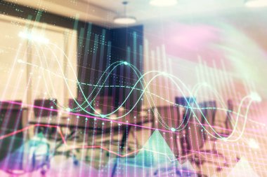 Konferans odası arka planda Forex çizelgesine çift pozlama. Hisse senedi piyasası analizi konsepti