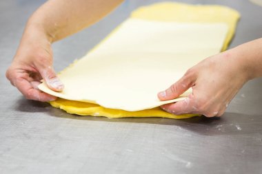 puf böreği tatlılar için bir üs olarak kullanılan