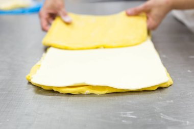 puf böreği tatlılar için bir üs olarak kullanılan