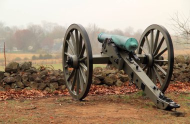 Gettysburg, Pa 15 Nisan: Topçu seminer cephedeki Gettysburg Ulusal Askeri Park pozisyonları Gettysburg Savaşı 15 Nisan 2018 Gettysburg, PA sırasında Konfederasyon tarafından düzenlenen işaretler.