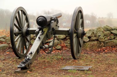 Gettysburg, Pa 15 Nisan: Topçu seminer cephedeki Gettysburg Ulusal Askeri Park pozisyonları Gettysburg Savaşı 15 Nisan 2018 Gettysburg, PA sırasında Konfederasyon tarafından düzenlenen işaretler.