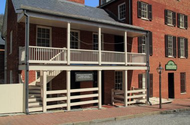 1865 1955'e işletim, Harpers Ferry National Historical Park Storer üniversiteye gidiyor iç savaştan sonra siyah öğretmenleri eğitmek için normal bir okul kurulmuş bir tarihsel siyah üniversite