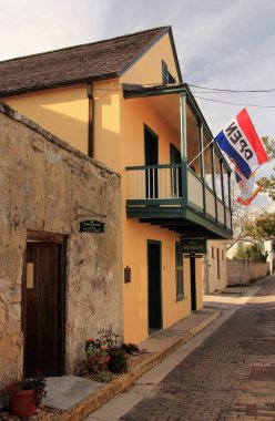 St Augustine, Fl - Şubat 10: St Augustine turistler için popüler bir uğrak eski baba Miguel O'Reilly yıl 1691 10 Şubat 2018 yılında St Augustine, Fl dating duvarları içeren, evim