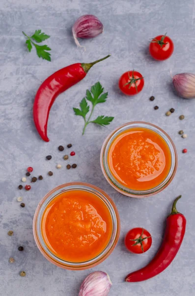 Ev yapımı konserve kırmızı sos