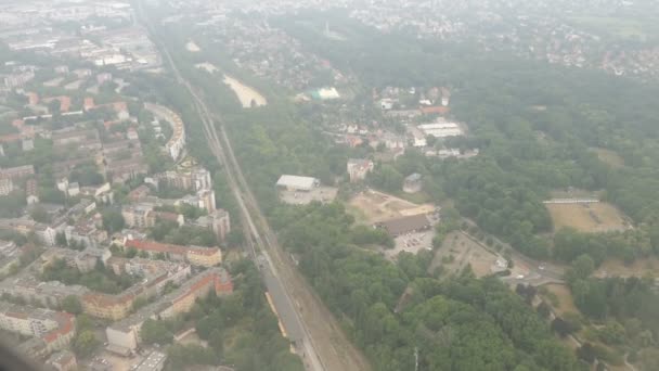 Vliegen Berlijnse District Pankow Tegel Duitsland Luchtfoto — Stockvideo