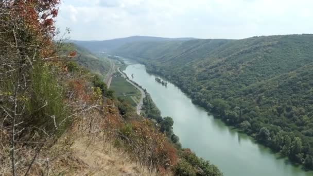 Aerial View Point Kasteschkopp Vid Mosel Flodlandskap Med Byn Klotten — Stockvideo