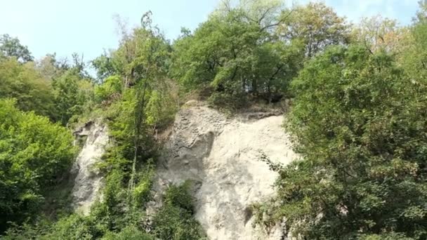 Een Bezoek Aan Grotten Van Tras Van Brohltal Vallei Regio — Stockvideo
