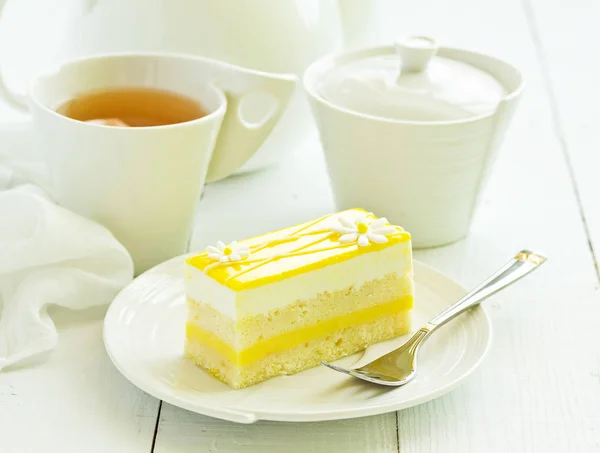 Piece Lemon Cake Light Background — Stock Photo, Image