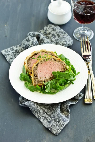 Hemmagjord Jul Beef Wellington Med Konditorivaror Skorpa — Stockfoto