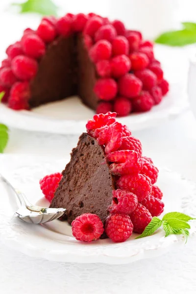 Chocolate Mousse Cake Framboise — стоковое фото
