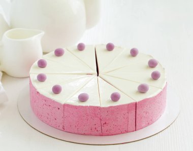 Kremalı lezzetli pasta.