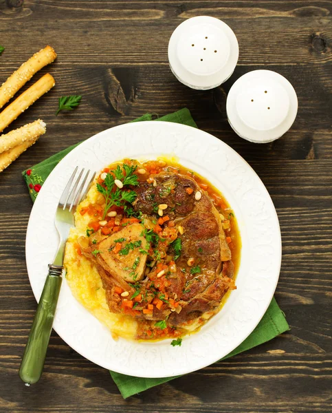 Ossobuko Beef Shank Polenta — Stock Photo, Image