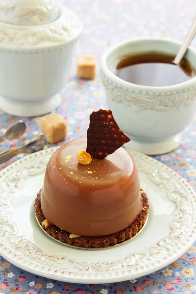 Kuchen Mit Erdnussmousse Und Schokolade — Stockfoto