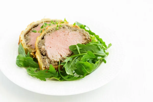 Homemade Christmas Beef Wellington Pastry Crust — Stock Photo, Image