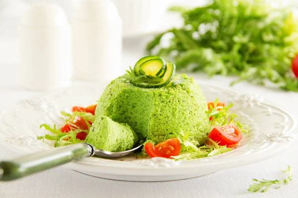 Flan Zucchini Kuchen Auf Teller — Stockfoto