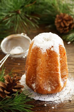 panettone - İtalyan Noel ekmek.