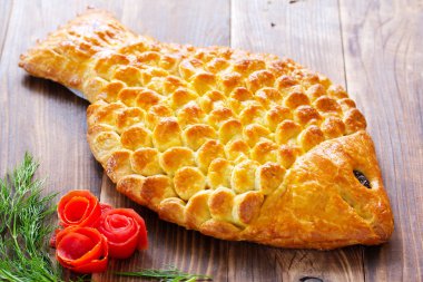 balık pasta balık şeklinde.