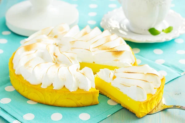 Torta Limão Com Merengue — Fotografia de Stock