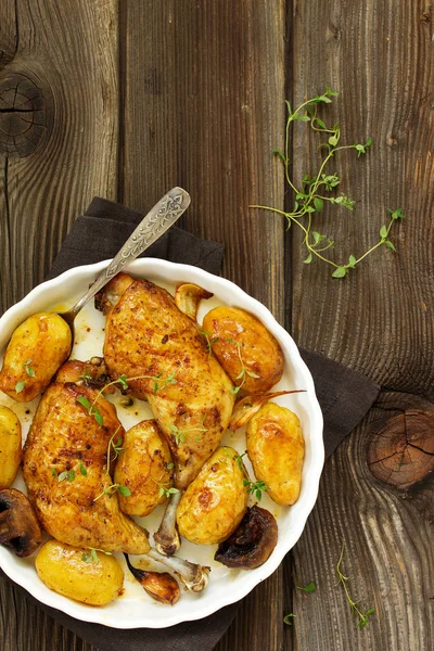 Baked Chicken Thigh Potatoes Vegetables — Stock Photo, Image