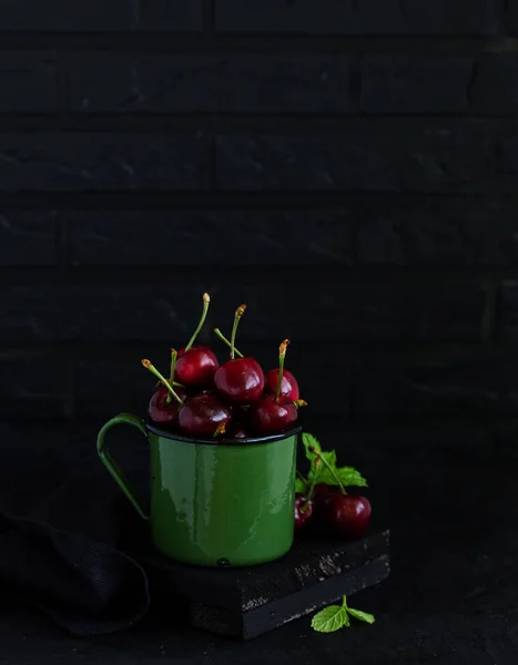 Fresh Cherries Cup Table Dark Background Selective Focus — Stock Photo, Image