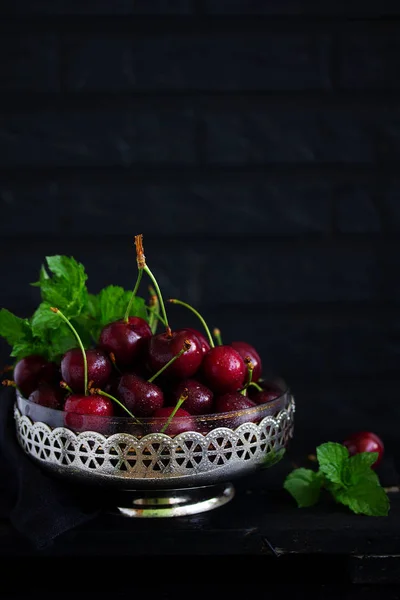 Fresh Cherries Cup Table Dark Background Selective Focus — Stock Photo, Image